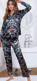 Two-piece pajama made of floral satin