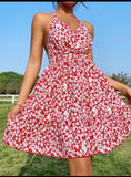 Home dress made of floral cotton with elastic around the chest and an open back