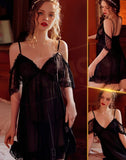 Lingerie made of chiffon with lace at the chest and shoulders and a ruffled tail