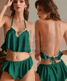 Two-piece lingerie made of satin with open back