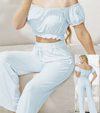 Two-piece pajamas made of  cotton- off-shoulder