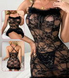 Two-piece lingerie made of lace with feathers at the chest and tail