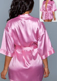 Short robe made of satin