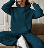 Two-piece pajamas made of polar material