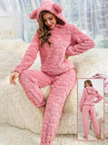 Two-piece pajamas made of fur