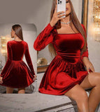 Short house dress made of velvet