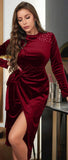 Dress made of velvet, open at the front