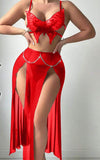 Three-piece lingerie made of Lycra and chiffon with a butterfly shape at the chest - with a metal chain at the waist