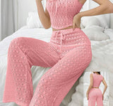 Two-piece pajamas made of lace