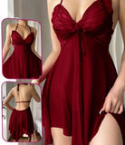 Lingerie made of chiffon with a butterfly shape at the chest and an open back