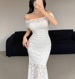 Off-the-shoulder Dress made of  lace