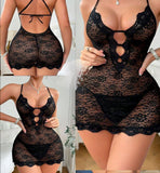 Two-piece lingerie made of lace open-back